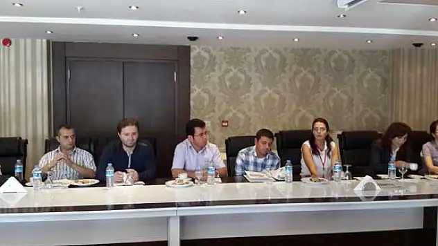 Deniz, 'Üst Kurulda engelli bir üye olmalı'