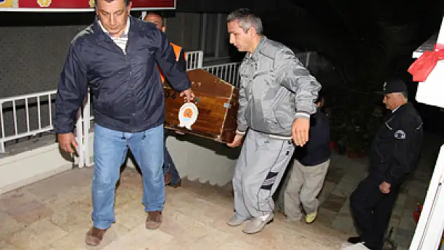 Emekli Albay 6. Kattan Ölüme Atladı