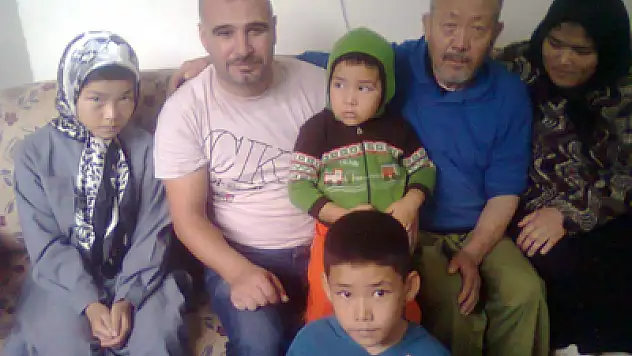 BKY DERNEĞİ, AFGANİSTANLI AİLEYE YARDIM ELİNİ UZATTI