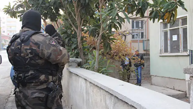 uyuşturucu tacirlerine poyrazlı şafak operasyonu 