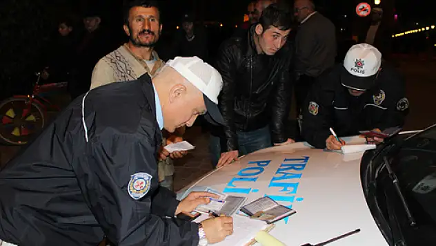 Asayiş ve Trafik Kontrolleri sıkı şekilde sürüyor