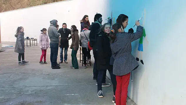 Ayvacık'ta Renklenen Okul