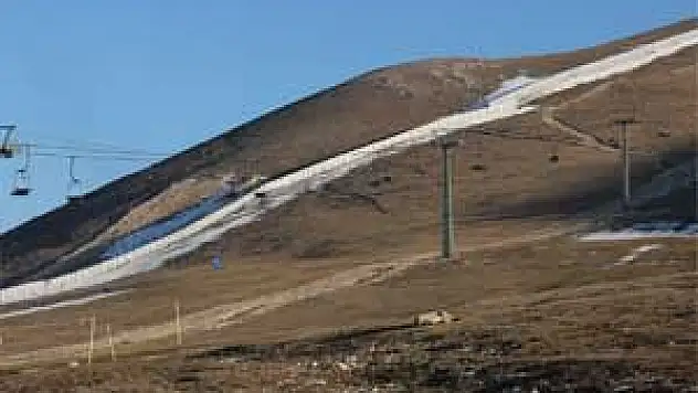 AKDAĞ'DA BU SEZON KAYAK YAPILAMADI