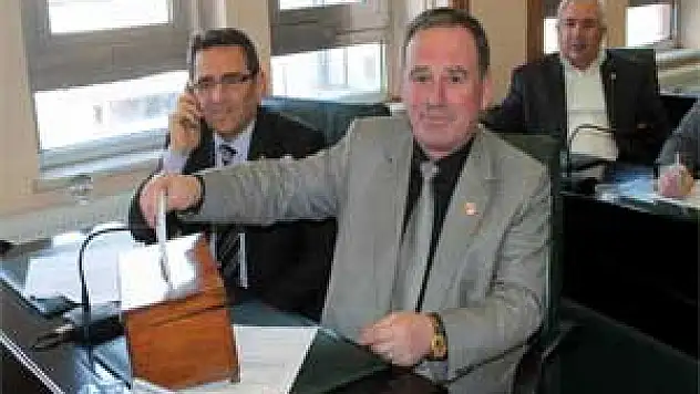 İl Genel Meclisi'nde Sandıklı Seçim Yapıldı