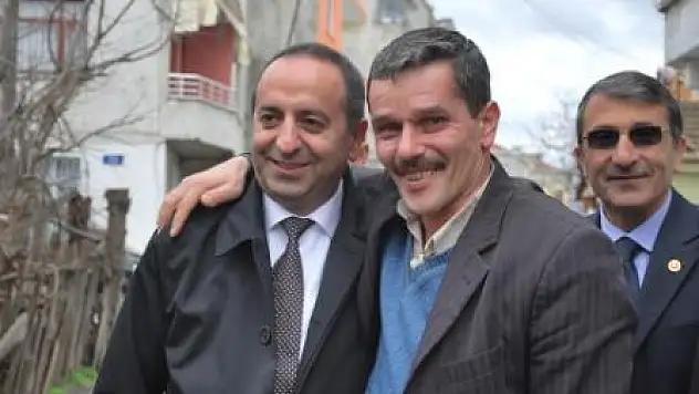 Evsiz kalmalarına gönlü razı olmadı