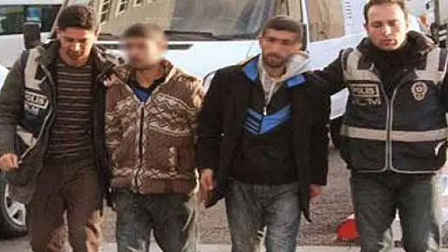 Uyuşturucu operasyonunda 60 kişi adliyede