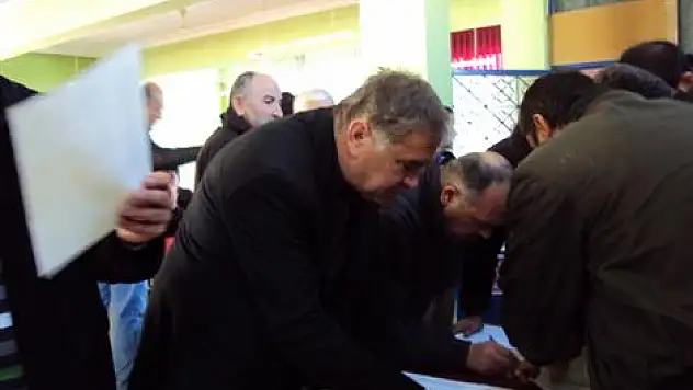 Adem Alan Başkan seçildi