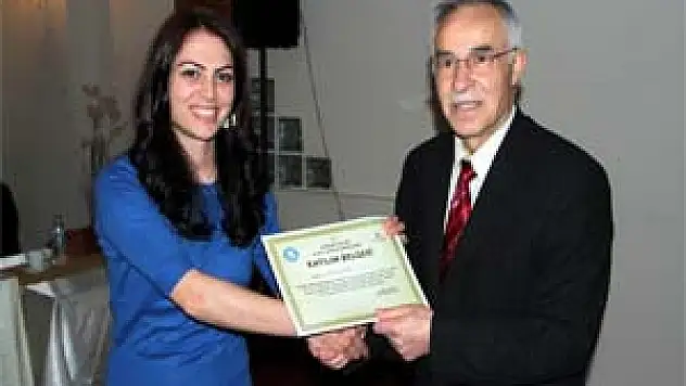 'Duyarlı' Öğretmenlere Sertifika