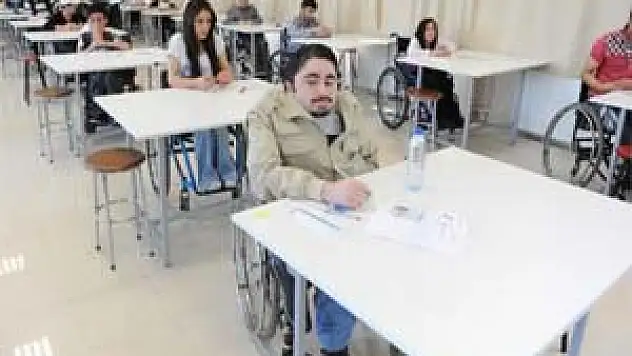 MEB 200 engelli öğretmen alacak