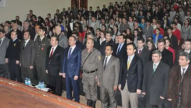 İstiklal Marşı Kabulü törenlerle kutlandı