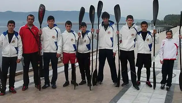 Çarşamba Kanocuları Test yarışlarına gidiyor