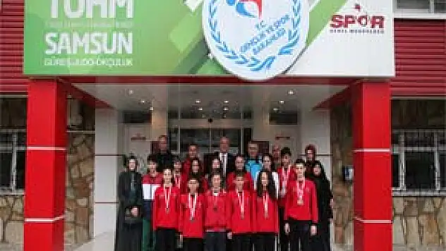 YILDIZ TAEKWONDOCULARDAN ZİYARET