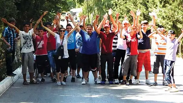 ONLAR, KYK'NIN 'AVANTAJLI' GENÇLERİ