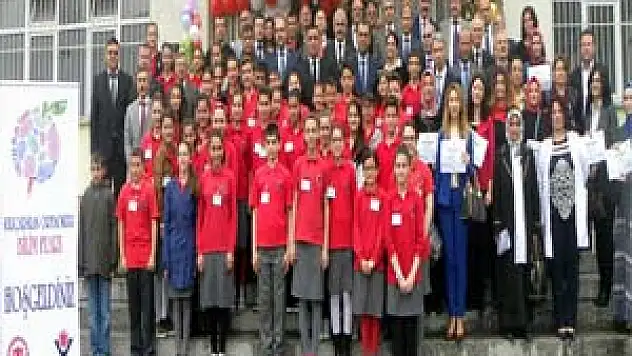 Kılıçarslan Ortaokulu'nda Tübitak 4006 Bilim Fuarı Açıldı