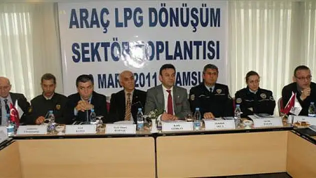 Oto gaz dönüşüm sektörü bir araya geldi