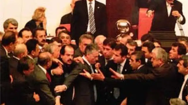 SUAT KILIÇ, KAVGA FOTOĞRAFI YAYINLADI