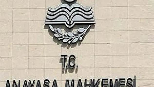 Anayasa Mahkemesi'nin dershane kararı