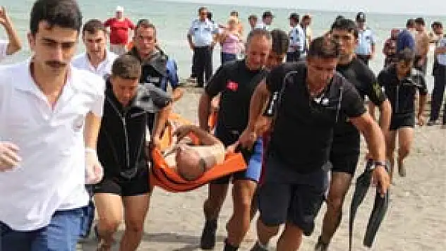 Akrabasını Kurtarmak İsterken Boğuldu