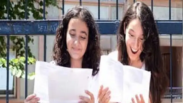 Özel okullara gidecek öğrencilere devlet desteği