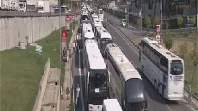 Otogar'da seçim kuyruğu