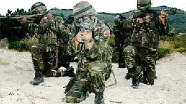 TSK, Sözleşmeli Asker Arıyor