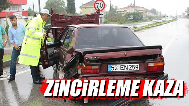 ÇARŞAMBA'DA ZİNCİRLEME KAZASI:1 YARALI...