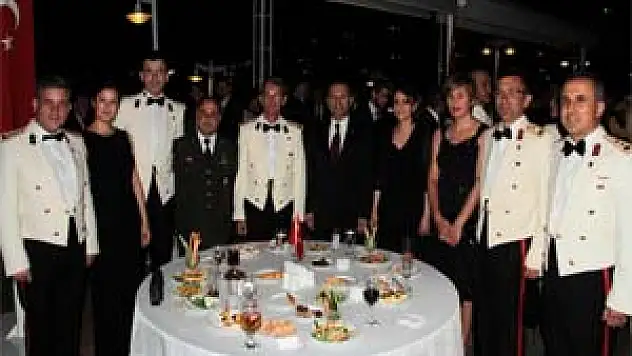 SAMSUN'DA ZAFER BAYRAMI RESEPSİYONU