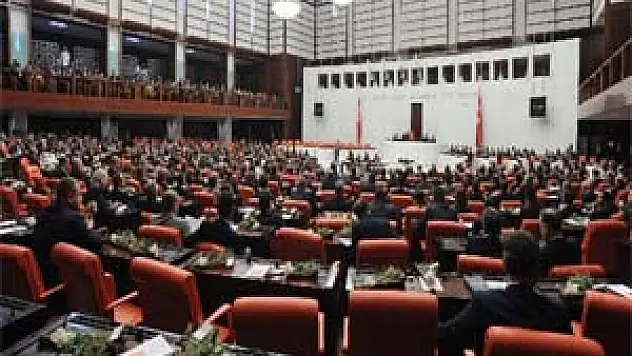 Meclis Genel Kurulu'nda 'sefil' polemiği