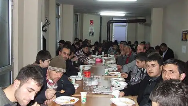 SP, Kaynaşma yemeğinde buluştu