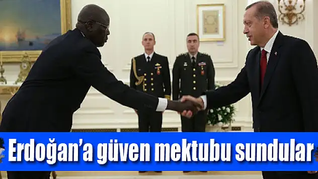 Erdoğan'a güven mektubu sundular