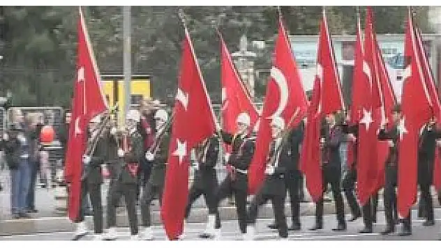 Vatan Caddesi'nde 29 Ekim coşkusu