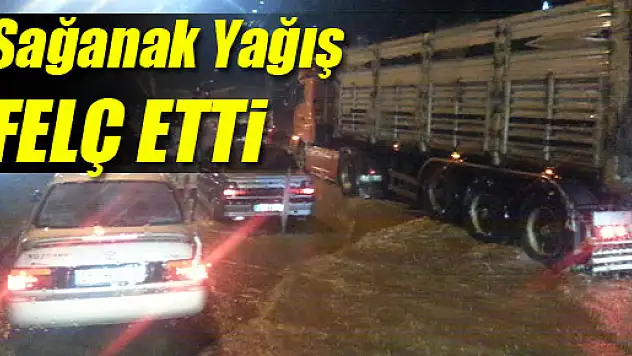 SAĞANAK YAĞIŞ SAMSUN'U ETKİLEDİ