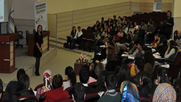 'Bankacılık Kariyerinle Tanışma Zamanı' Konferansı