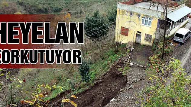 Heyelan Evi Tehdit Ediyor