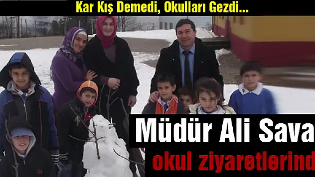 Müdür Savaş okul ziyaretlerinde