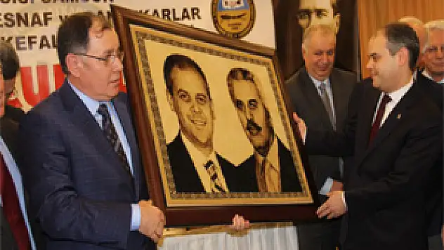 Kılıç: 'Erdoğan'da esnaflık yaptı'