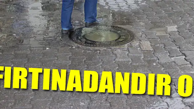Kanalizasyonu taşmasına halk 'Fırtınadandır O!' dedi