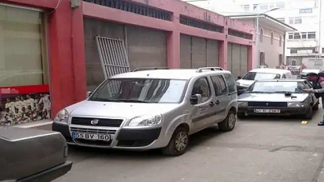 Kahvehaneye silahlı saldırı