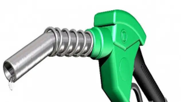 Benzin ve motorinde tavan fiyat uygulaması Resmi Gazete'de