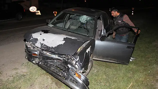 Ters Yöne Giden Otomobil Cip İle Çarpıştı: 2 Yaralı