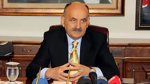 Bakan Müezzinoğlu'ndan 'domuz gribi' açıklaması