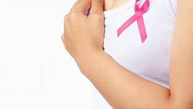 Her 8 kadından birinde meme kanseri görülüyor