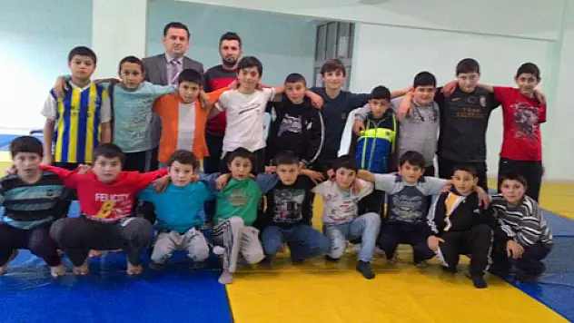 Dağıstanlının Torunları Yetişiyor