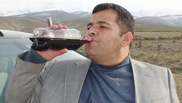 19 yıldır su içmeyen adam AK Parti'den milletvekili aday adayı oldu