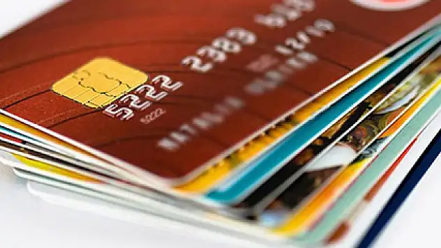 AB'den kredi kartlarına yeni düzenleme