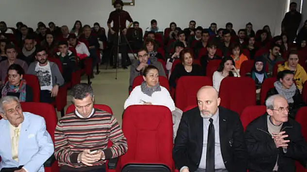 'Siyah Beyazdan Renge' Semineri