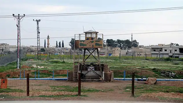 IŞİD, Türkiye-Suriye sınırına telsiz sistemi kurdu