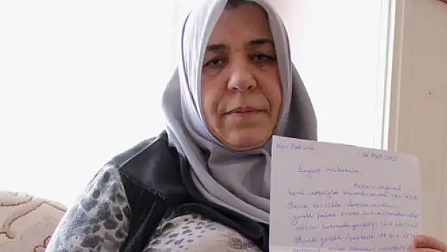 Bağırsakları dışarı çıkan kadın ameliyat olmazsa ölecek