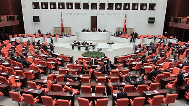 Milletvekili seçilme yaşında önemli gelişme