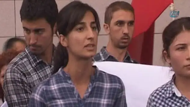 Elif Sultan Kalsen'in kardeşi de kendini yakmış!